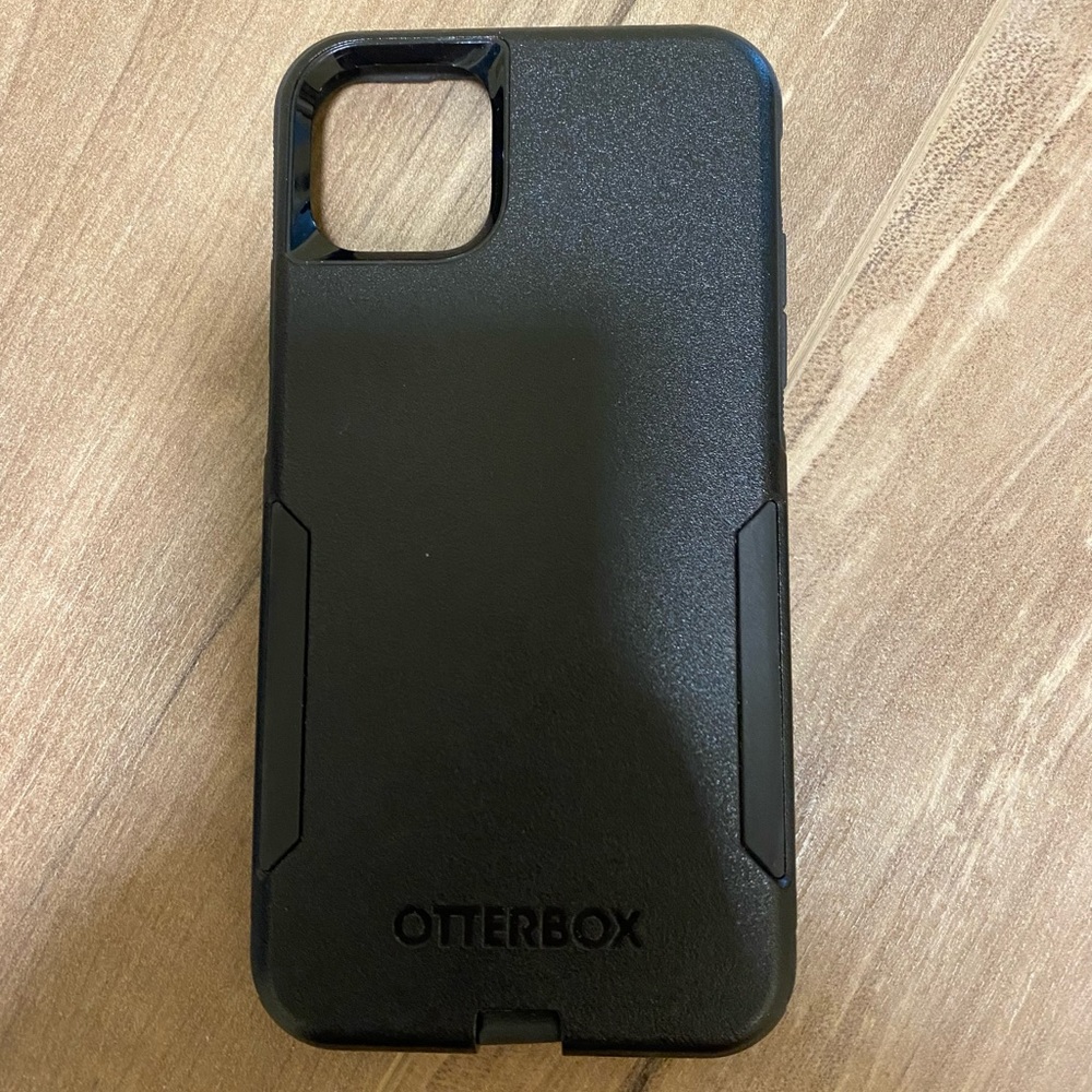 IPhone 13 Otterbox Phone Case